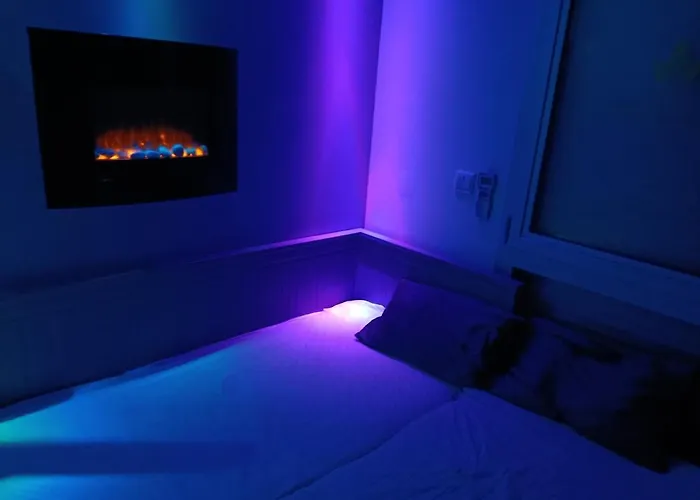 Studette Avec & Jacuzzi Sète